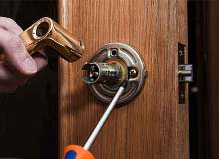 Emergency St. Charles Locksmith